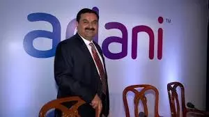 अडानी समूह 5 वर्षों में 20 बिलियन डॉलर का निवेश करेगा अडानी समूह 5 वर्षों में 20 बिलियन डॉलर का निवेश करेगा