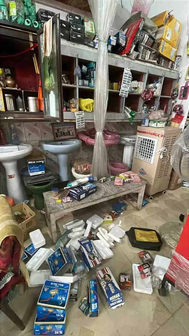 Phagwara की दुकान में चोरी से स्थानीय व्यापारियों में चिंता Phagwara की दुकान में चोरी से स्थानीय व्यापारियों में चिंता