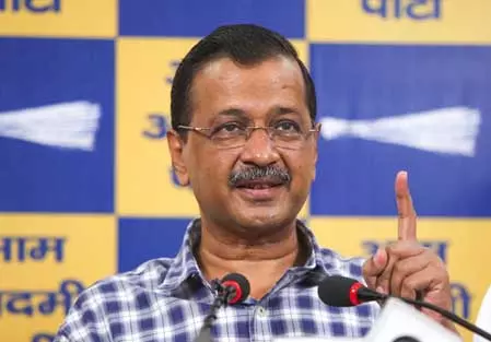 पंजाब में मजीठिया पर कसा शिकंजा, केजरीवाल और सिसोदिया बोले- तस्कर छोटा हो या बड़ा, बख्शा नहीं जाएगा पंजाब में मजीठिया पर कसा शिकंजा, केजरीवाल और सिसोदिया बोले- तस्कर छोटा हो या बड़ा, बख्शा नहीं जाएगा