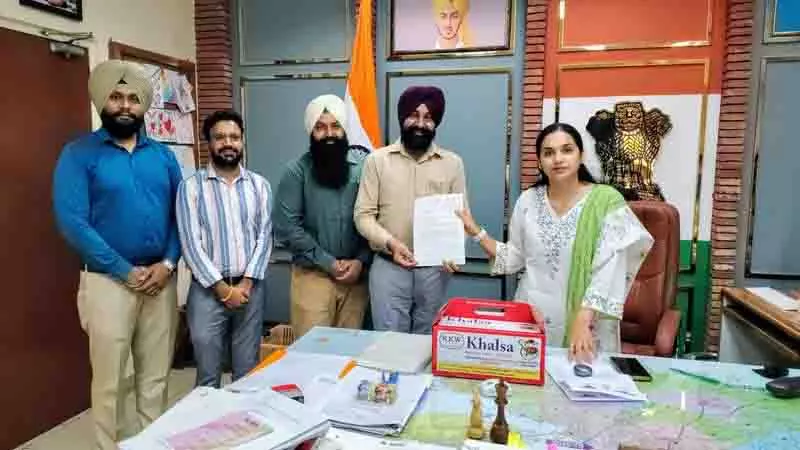 Amritsar: खाद्य, पेय उद्यमियों के लिए पैनल की घोषणा Amritsar: खाद्य, पेय उद्यमियों के लिए पैनल की घोषणा