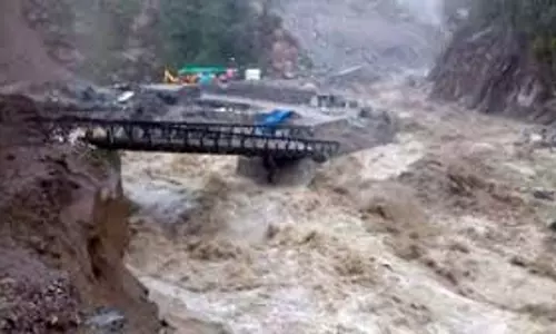 Uttarakhand: पहाड़ों पर भारी बारिश से मैदानी इलाकों में बढ़ा गंगा का जलस्तर