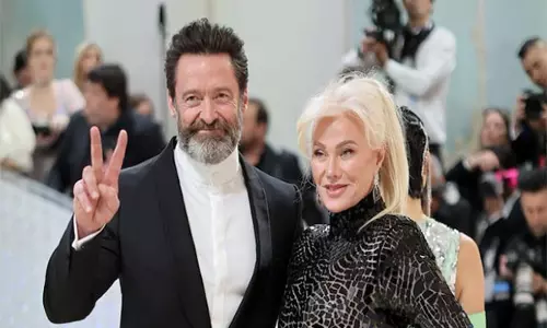 Hugh Jackman, डेबोरा-ली फर्नेस ने आधिकारिक तौर पर तलाक को अंतिम रूप दिया