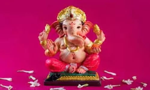 धर्म: आज गणेश पूजा के दौरान भगवान गणेश के इस सबसे शक्तिशाली स्तोत्र का पाठ करें धर्म: आज गणेश पूजा के दौरान भगवान गणेश के इस सबसे शक्तिशाली स्तोत्र का पाठ करें