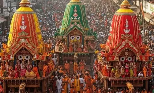 Jagannath Rath Yatra: श्री जगन्नाथ रथ यात्रा के दर्शन, स्पर्श और रस्सी खींचने से प्राप्त होते हैं ये पुण्य Jagannath Rath Yatra: श्री जगन्नाथ रथ यात्रा के दर्शन, स्पर्श और रस्सी खींचने से प्राप्त होते हैं ये पुण्य
