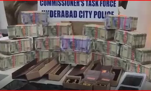 43 लाख की लूट: व्यापारी को बनाया निशाना, 18 गिरफ्तार 43 लाख की लूट: व्यापारी को बनाया निशाना, 18 गिरफ्तार