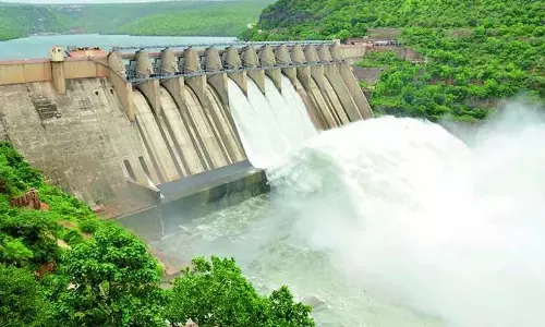 रायलसीमा की फसलों को बचाने के लिए श्रीशैलम का पानी छोड़ें: RSSS रायलसीमा की फसलों को बचाने के लिए श्रीशैलम का पानी छोड़ें: RSSS