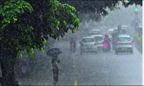 Lucknow: राजधानी समेत कई जिलों में भारी बारिश का अलर्ट
