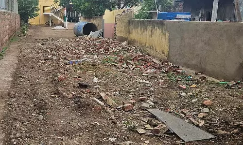 Karnataka : एक खेल का मैदान जो अस्तित्व में ही नहीं है Karnataka : एक खेल का मैदान जो अस्तित्व में ही नहीं है