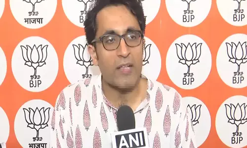 BJP के प्रदीप भंडारी ने आपातकाल लागू करने के लिए आधिकारिक तौर पर माफी नहीं मांगने के लिए कांग्रेस की आलोचना की BJP के प्रदीप भंडारी ने आपातकाल लागू करने के लिए आधिकारिक तौर पर माफी नहीं मांगने के लिए कांग्रेस की आलोचना की