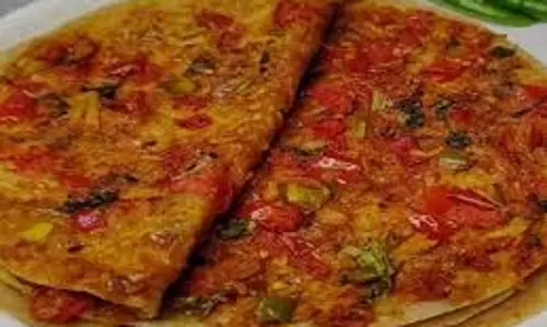 Tomato Paratha Recipe for Breakfast: नाश्ते में बनाएं स्वादिष्ट और सेहतमंद टमाटर पराठा