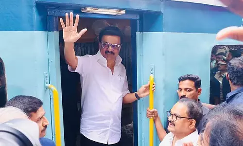 भारतीय रेलवे गरीब और मध्यम वर्ग के जीवन का हिस्सा है: CM Stalin भारतीय रेलवे गरीब और मध्यम वर्ग के जीवन का हिस्सा है: CM Stalin