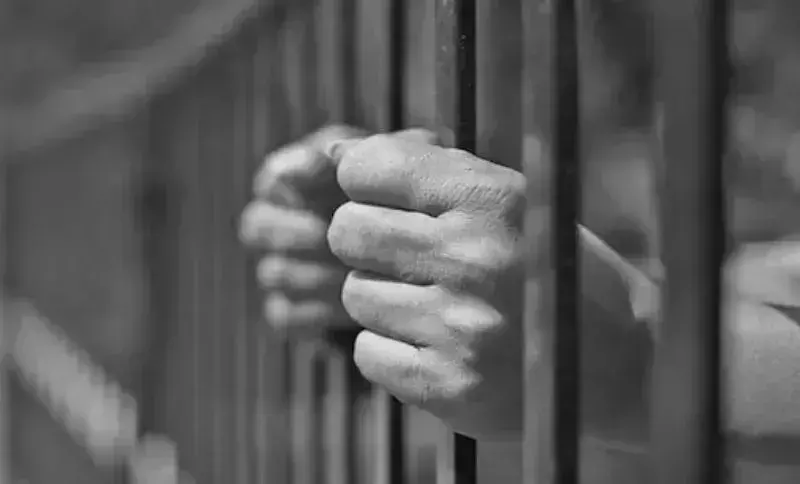 Manipur: नाबालिग से यौन उत्पीड़न के दोषी को 10 साल सश्रम कारावास Manipur: नाबालिग से यौन उत्पीड़न के दोषी को 10 साल सश्रम कारावास