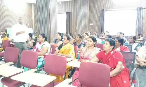 रसोईयों को मिला खाद्य पोषण और सुरक्षा का प्रशिक्षण रसोईयों को मिला खाद्य पोषण और सुरक्षा का प्रशिक्षण