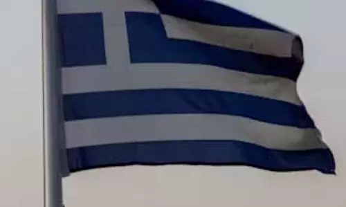 ग्रीस के प्रधानमंत्री ने NATO सदस्यों से रक्षा खर्च में समान योगदान की अपील की