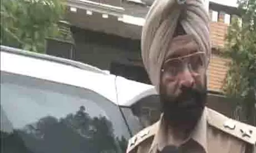 बिक्रम मजीठिया के घर विजिलेंस का छापा, पूछताछ के लिए ले जाया गया
