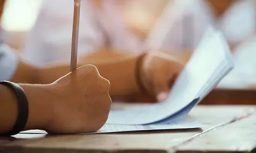 2026 से 10वीं बोर्ड परीक्षा में बड़ा बदलाव, अब साल में दो बार होंगे एग्जाम 2026 से 10वीं बोर्ड परीक्षा में बड़ा बदलाव, अब साल में दो बार होंगे एग्जाम