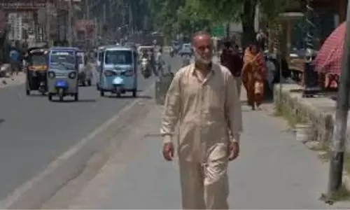 जून की सबसे गर्म रात 25°C के बाद श्रीनगर में बारिश जून की सबसे गर्म रात 25°C के बाद श्रीनगर में बारिश