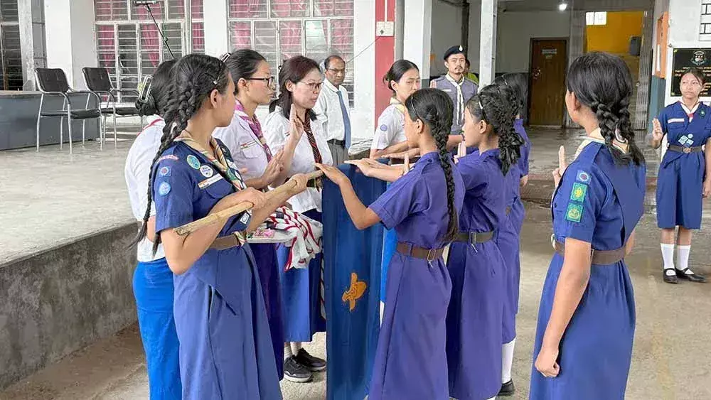 हाईलैंड हॉल HSS ने स्काउट्स और गाइड्स के लिए अलंकरण समारोह आयोजित किया हाईलैंड हॉल HSS ने स्काउट्स और गाइड्स के लिए अलंकरण समारोह आयोजित किया