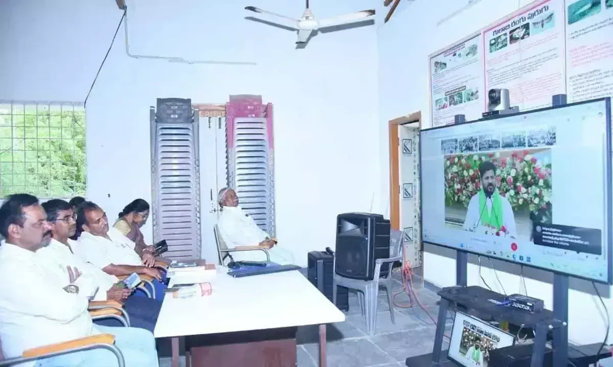 Telangana की रायथु भरोसा योजना के तहत 9 दिनों में 70 लाख किसानों को 9,000 करोड़ रुपये हस्तांतरित Telangana की रायथु भरोसा योजना के तहत 9 दिनों में 70 लाख किसानों को 9,000 करोड़ रुपये हस्तांतरित