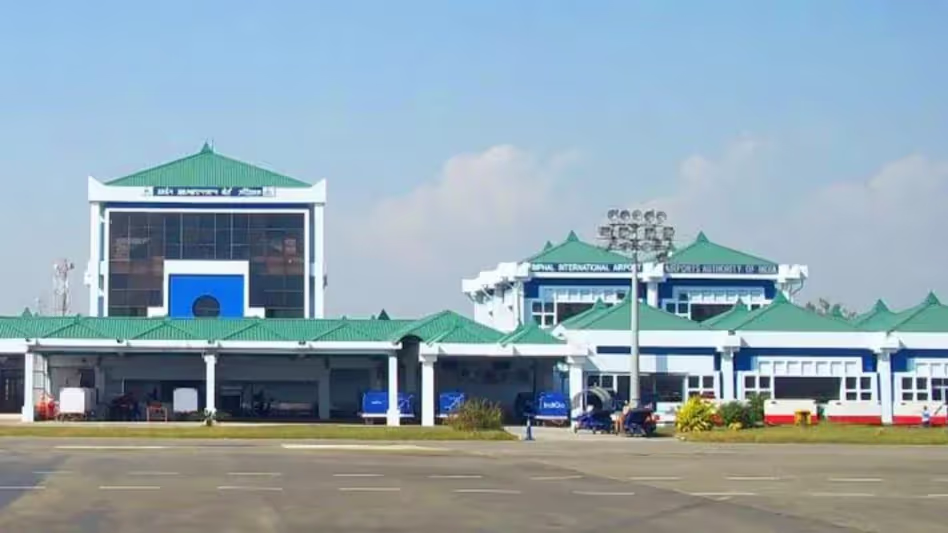 Manipur : इंफाल हवाई अड्डे के पास इमारतों की ऊंचाई के लिए एनओसी अनिवार्य Manipur : इंफाल हवाई अड्डे के पास इमारतों की ऊंचाई के लिए एनओसी अनिवार्य