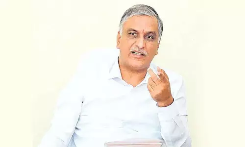 शनि, तेलंगाना के लिए रेवंत को श्राप: हरीश राव का झंडा शनि, तेलंगाना के लिए रेवंत को श्राप: हरीश राव का झंडा
