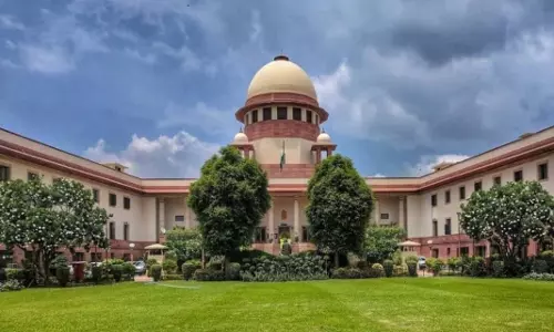 सुप्रीम कोर्ट ने विदेशी घोषित Assam की महिला के निर्वासन पर रोक लगाई