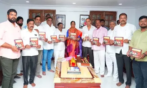 महानकाली मंदिर बोनाला पत्रिका का विमोचन