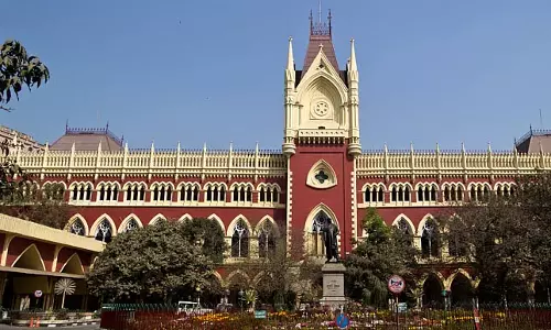क्या उच्च न्यायालय अवैध निर्माण को ध्वस्त करने के लिए लोगों को साथ लाएगा?