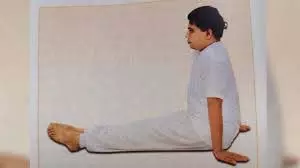Health: हाथ-पैरों से लेकर घुटनों तक के दर्द से राहत पाने के लिए अपनाएं आचार्य बालकृष्ण के ये टिप्स, मिलेंगे कई फायदे Health: हाथ-पैरों से लेकर घुटनों तक के दर्द से राहत पाने के लिए अपनाएं आचार्य बालकृष्ण के ये टिप्स, मिलेंगे कई फायदे