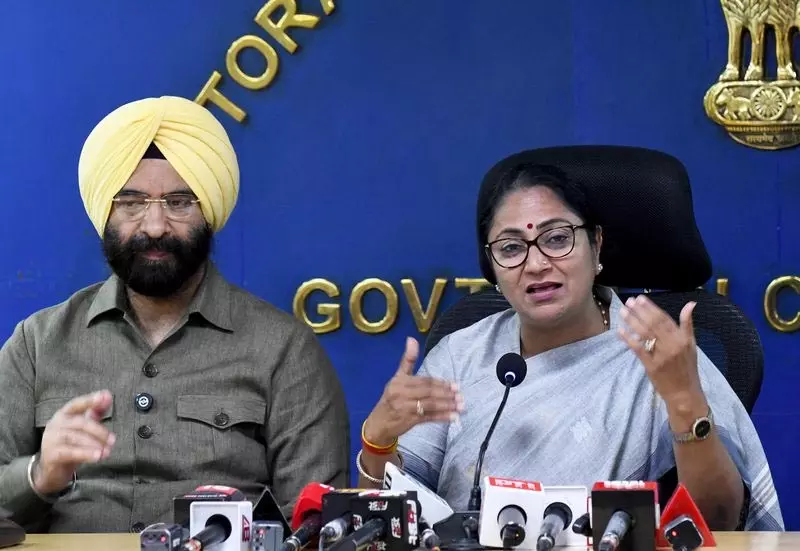 मुख्यमंत्री ने दिल्ली व्यापारी कल्याण बोर्ड के गठन की घोषणा की मुख्यमंत्री ने दिल्ली व्यापारी कल्याण बोर्ड के गठन की घोषणा की