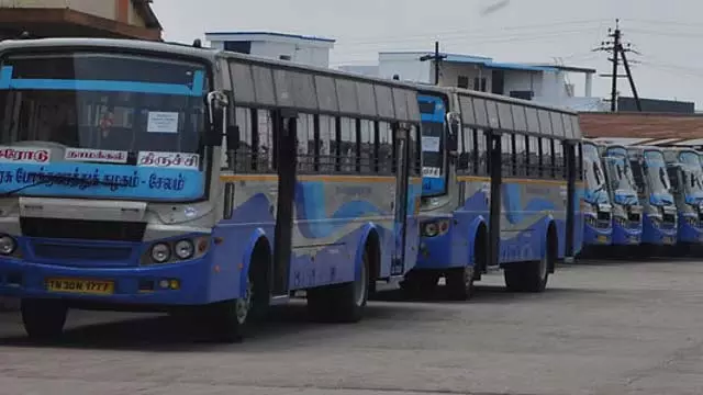 समापन दिवस, सप्ताहांत: 925 विशेष बसें समापन दिवस, सप्ताहांत: 925 विशेष बसें
