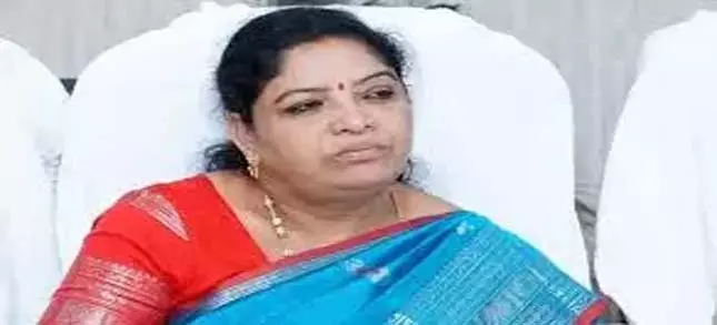 Nellore में पात्र नागरिकों को जल्द ही राशन और आधार कार्ड मिलेंगे Nellore में पात्र नागरिकों को जल्द ही राशन और आधार कार्ड मिलेंगे