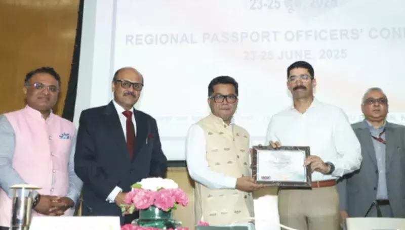 पासपोर्ट सत्यापन में उत्कृष्ट कार्य के लिए जम्मू-कश्मीर पुलिस को राष्ट्रीय सम्मान पासपोर्ट सत्यापन में उत्कृष्ट कार्य के लिए जम्मू-कश्मीर पुलिस को राष्ट्रीय सम्मान