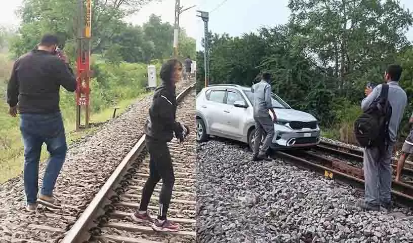 Hyderabad: नशे में धुत महिला ने रेलवे लाइन पर गाड़ी चलाई, जिससे रेल सेवाएं प्रभावित हुईं Hyderabad: नशे में धुत महिला ने रेलवे लाइन पर गाड़ी चलाई, जिससे रेल सेवाएं प्रभावित हुईं
