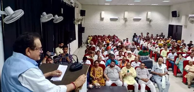Congress को आपातकाल लगाने के लिए माफी मांगनी चाहिए Congress को आपातकाल लगाने के लिए माफी मांगनी चाहिए