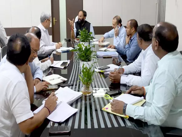 राज्य सरकार बानाकाचेरला परियोजना को रोकने के लिए कानूनी कार्रवाई करेगी: तेलंगाना के मंत्री उत्तम रेड्डी राज्य सरकार बानाकाचेरला परियोजना को रोकने के लिए कानूनी कार्रवाई करेगी: तेलंगाना के मंत्री उत्तम रेड्डी