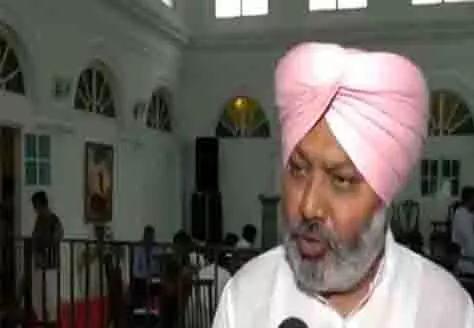 नशे के कारोबार पर सख्त कार्रवाई होगी: मजीठिया की हिरासत पर बोले पंजाब मंत्री हरपाल चीमा नशे के कारोबार पर सख्त कार्रवाई होगी: मजीठिया की हिरासत पर बोले पंजाब मंत्री हरपाल चीमा
