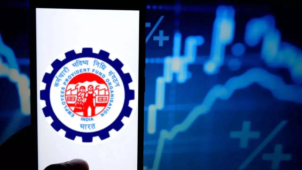 EPFO से पैसे निकालने की सोच रहे हैं? केंद्रीय मंत्री ने किया ऐलान, देश को मिलेंगी ये सुविधाएं EPFO से पैसे निकालने की सोच रहे हैं? केंद्रीय मंत्री ने किया ऐलान, देश को मिलेंगी ये सुविधाएं