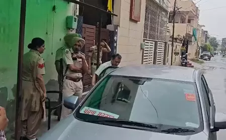 देशविरोधी गतिविधि मामले में 18 ठिकानों पर NIA की छापेमारी देशविरोधी गतिविधि मामले में 18 ठिकानों पर NIA की छापेमारी