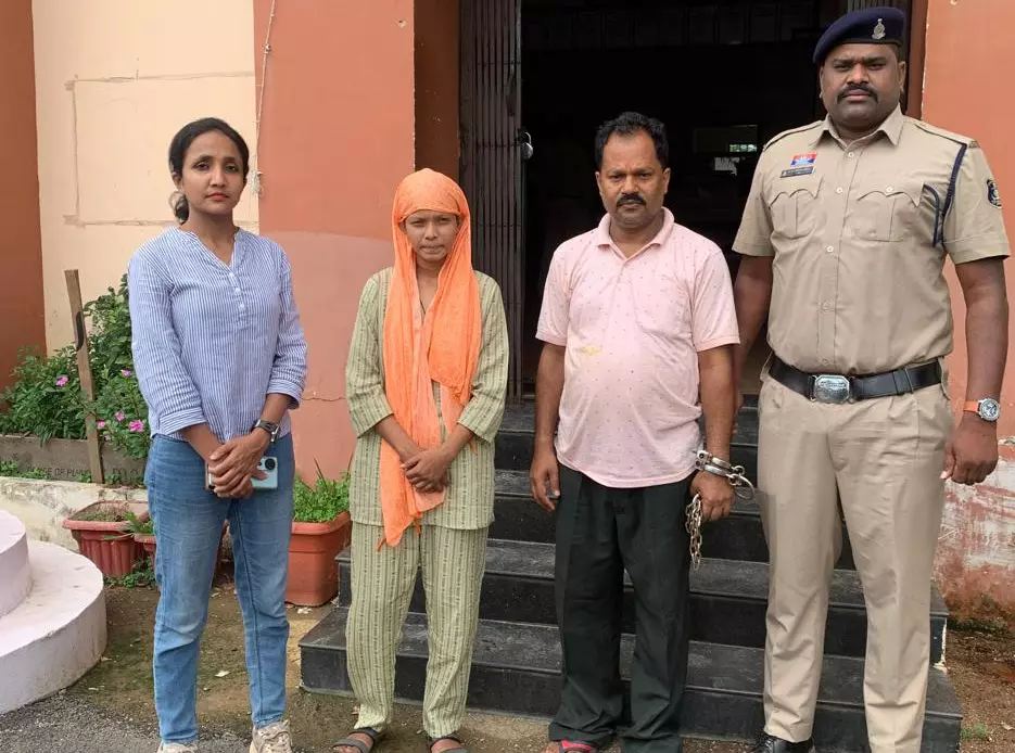 नशीली इंजेक्शन से मौत, युवती समेत दो गिरफ्तार नशीली इंजेक्शन से मौत, युवती समेत दो गिरफ्तार