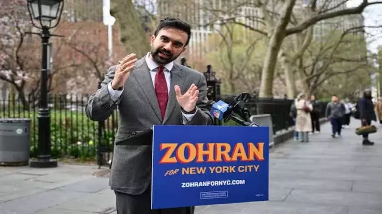 Zohran Mamdani ने न्यूयॉर्क मेयर के प्राथमिक उलटफेर में एंड्रयू कुओमो को हराया Zohran Mamdani ने न्यूयॉर्क मेयर के प्राथमिक उलटफेर में एंड्रयू कुओमो को हराया