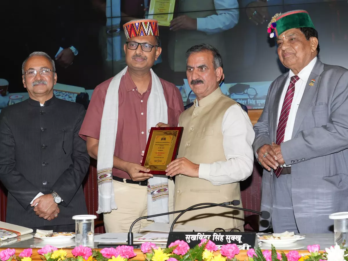 ड्रग्स पर जागरूकता अब स्कूली पाठ्यक्रम में: हिमाचल CM ड्रग्स पर जागरूकता अब स्कूली पाठ्यक्रम में: हिमाचल CM