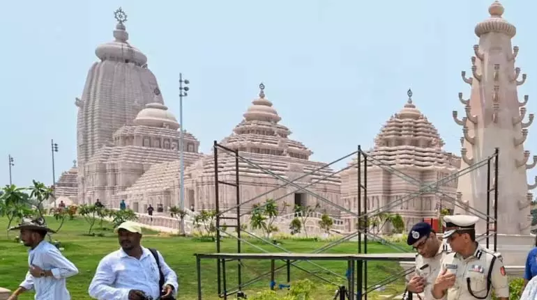 रथ यात्रा से पहले दीघा में होटलों की कीमतें 10 गुना बढ़ गईं रथ यात्रा से पहले दीघा में होटलों की कीमतें 10 गुना बढ़ गईं