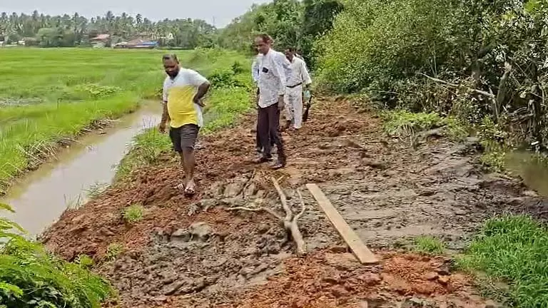 GOA: राचोल-राईया में बांध टूटने से चिंता बढ़ी GOA: राचोल-राईया में बांध टूटने से चिंता बढ़ी