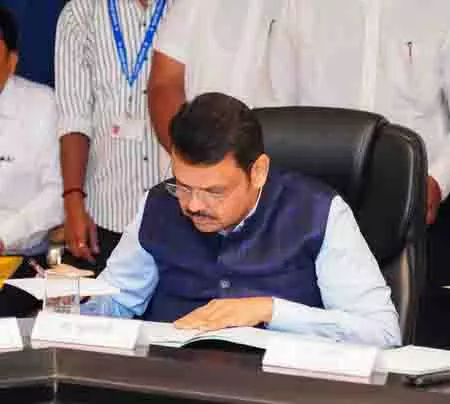 वित्त विभाग से कोई आपत्ति नहीं, CM फडणवीस ने कहा शक्तिपीठ एक्सप्रेसवे अभी भी जारी वित्त विभाग से कोई आपत्ति नहीं, CM फडणवीस ने कहा शक्तिपीठ एक्सप्रेसवे अभी भी जारी