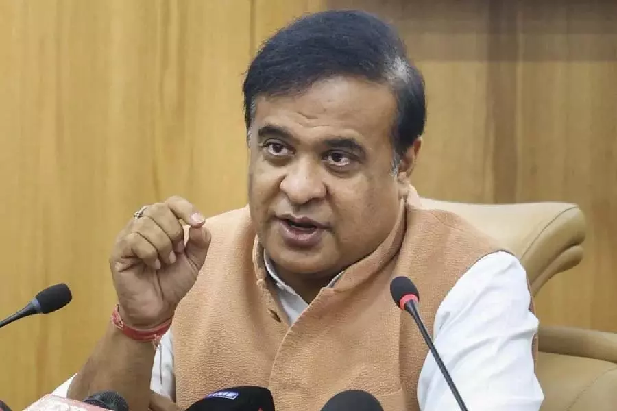 Assam: हिमंत बिस्वा सरमा ने अवैध घुसपैठ के मुद्दे पर सख्त बात की Assam: हिमंत बिस्वा सरमा ने अवैध घुसपैठ के मुद्दे पर सख्त बात की
