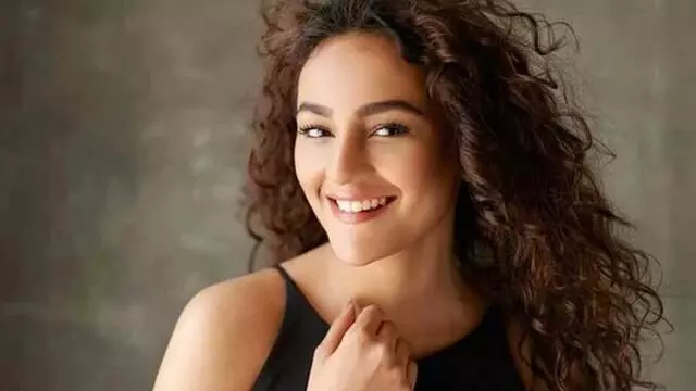 Seerat Kapoor : बॉलीवुड में एंट्री! फहद फासिल के साथ जोड़ी बनाने की चर्चा Seerat Kapoor : बॉलीवुड में एंट्री! फहद फासिल के साथ जोड़ी बनाने की चर्चा