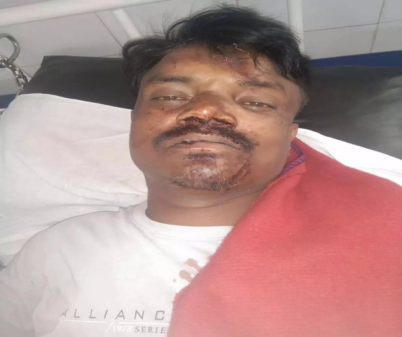 ऑपरेशन आघात के तहत मनोरा पुलिस की बड़ी कार्रवाई ऑपरेशन आघात के तहत मनोरा पुलिस की बड़ी कार्रवाई