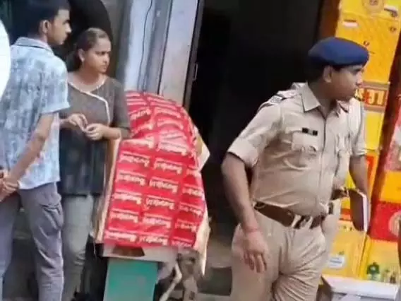 Nalanda : RC दिखाने के बहाने लुटेरों ने पिस्टल सटाकर लूटे लाखों Nalanda : RC दिखाने के बहाने लुटेरों ने पिस्टल सटाकर लूटे लाखों