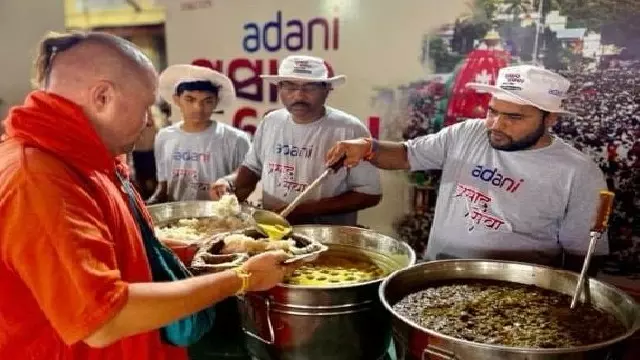 अडानी ने Puri रथ यात्रा के तीर्थयात्रियों के लिए सेवा की पेशकश की अडानी ने Puri रथ यात्रा के तीर्थयात्रियों के लिए सेवा की पेशकश की